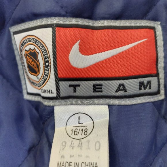 Toronto Maple Leaf NHL Jacket - Picture 4 of 6